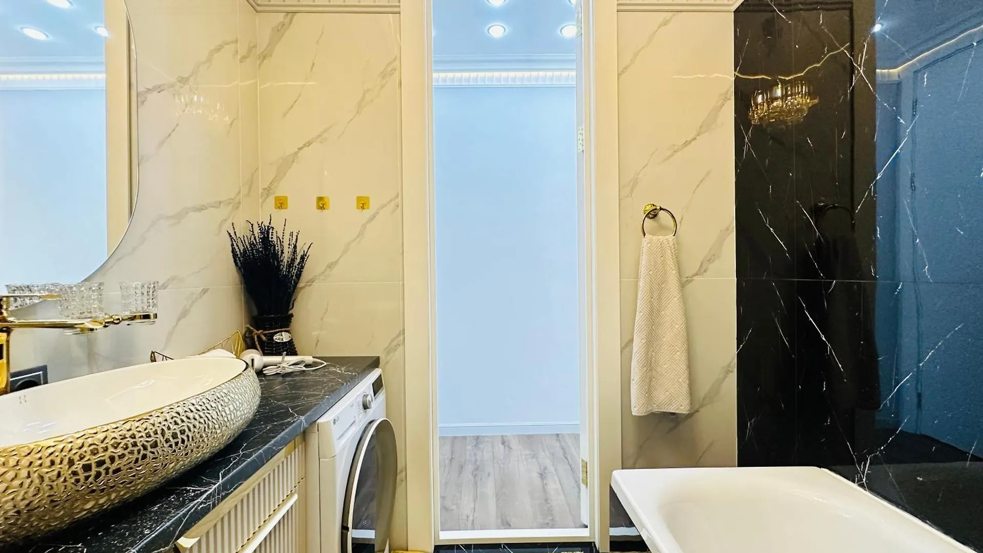 Vilura Home Urban Lux Apartment Almaty 0*,