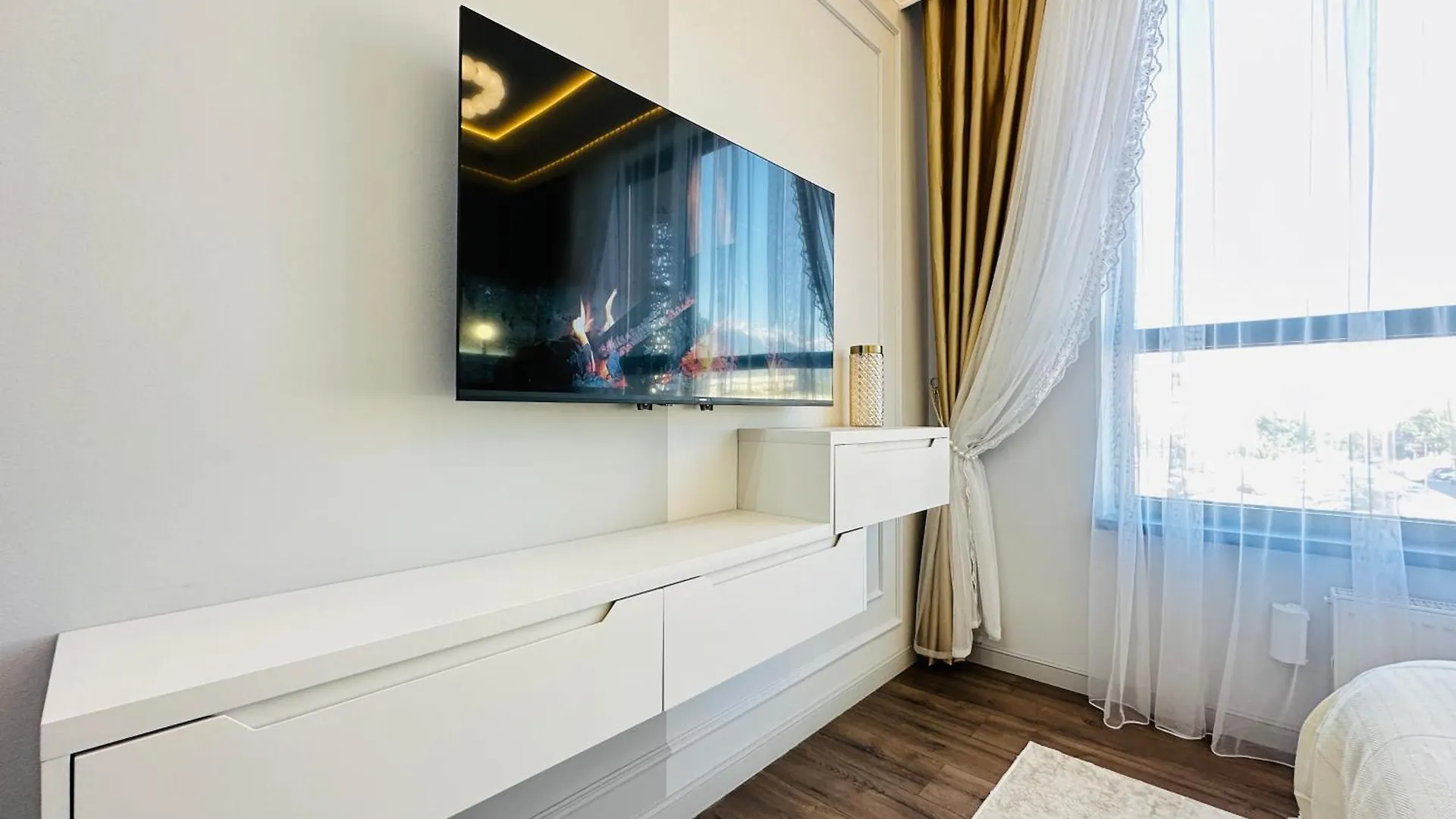 Vilura Home Urban Lux Apartment Almaty