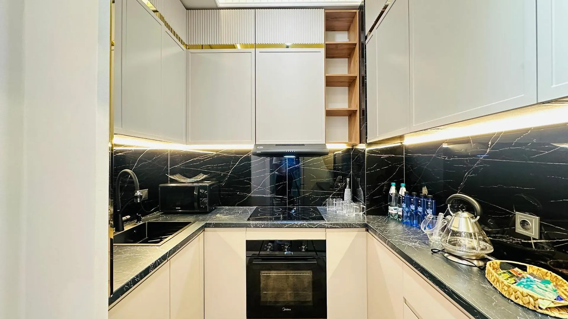 Vilura Home Urban Lux Apartment Almaty