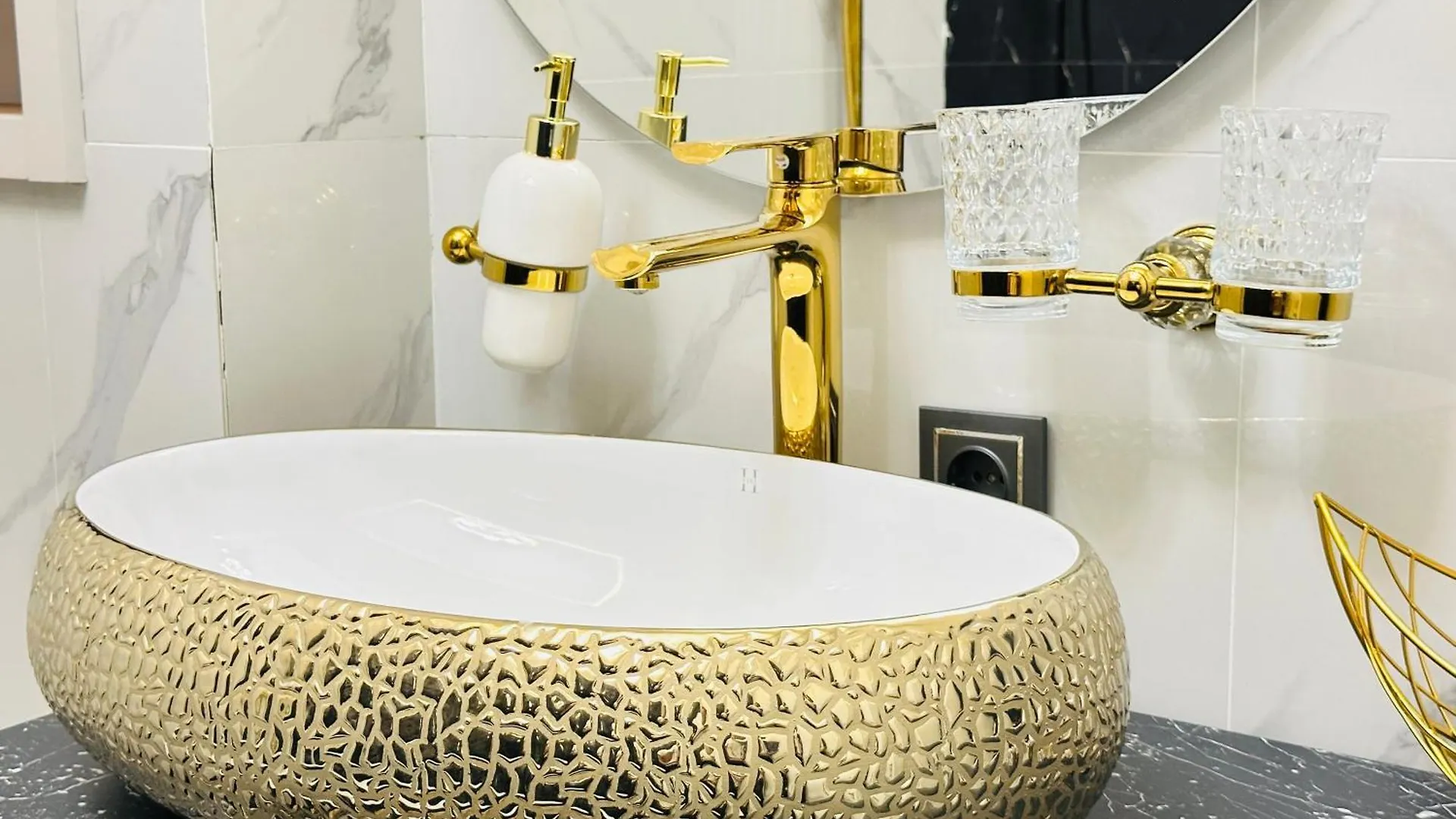 Vilura Home Urban Lux Apartment Almaty